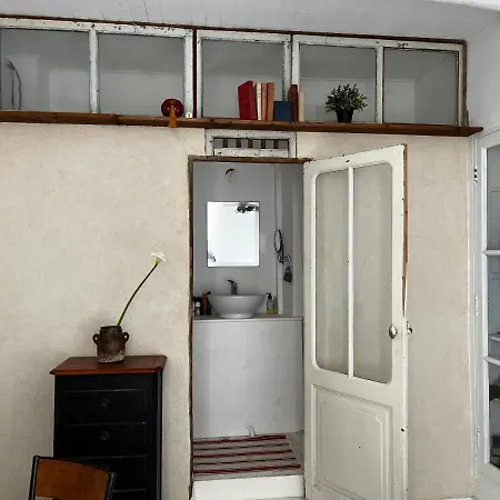 Holiday home The Old Priory Beaucaire