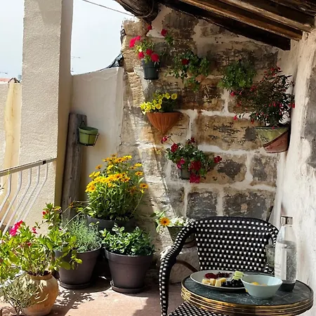 The Old Priory Beaucaire Holiday home *